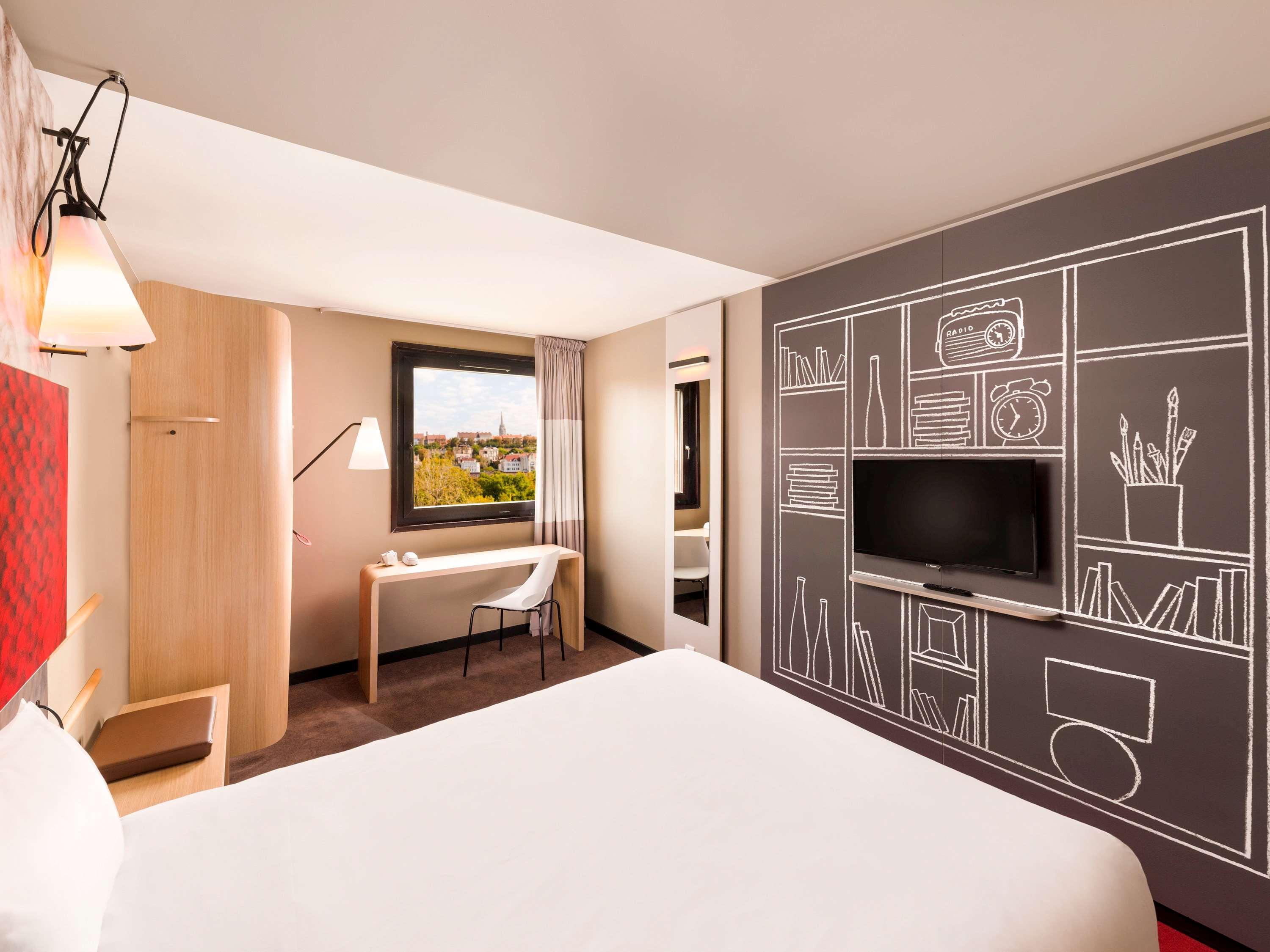 Ibis Castle Hill Отель 3*